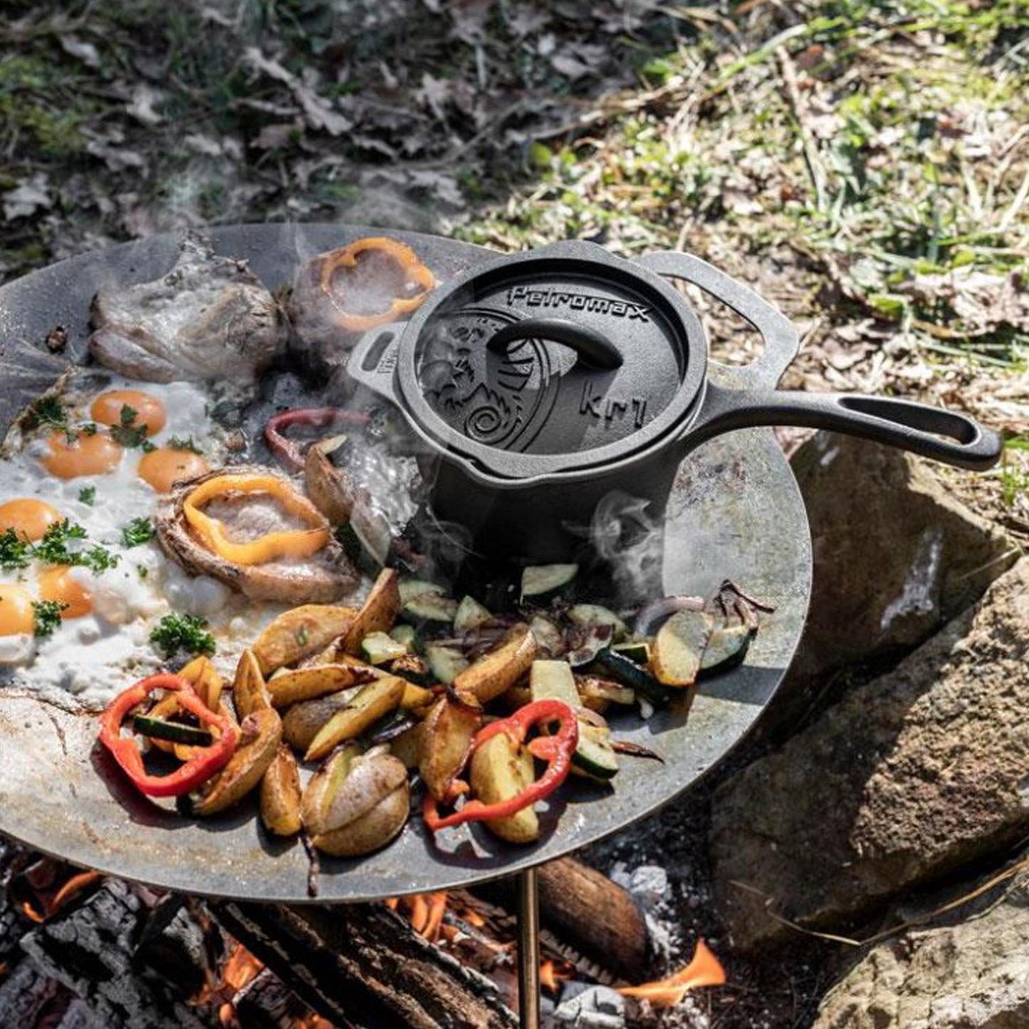 Petromax - Casserole en fonte avec couvercle kr1