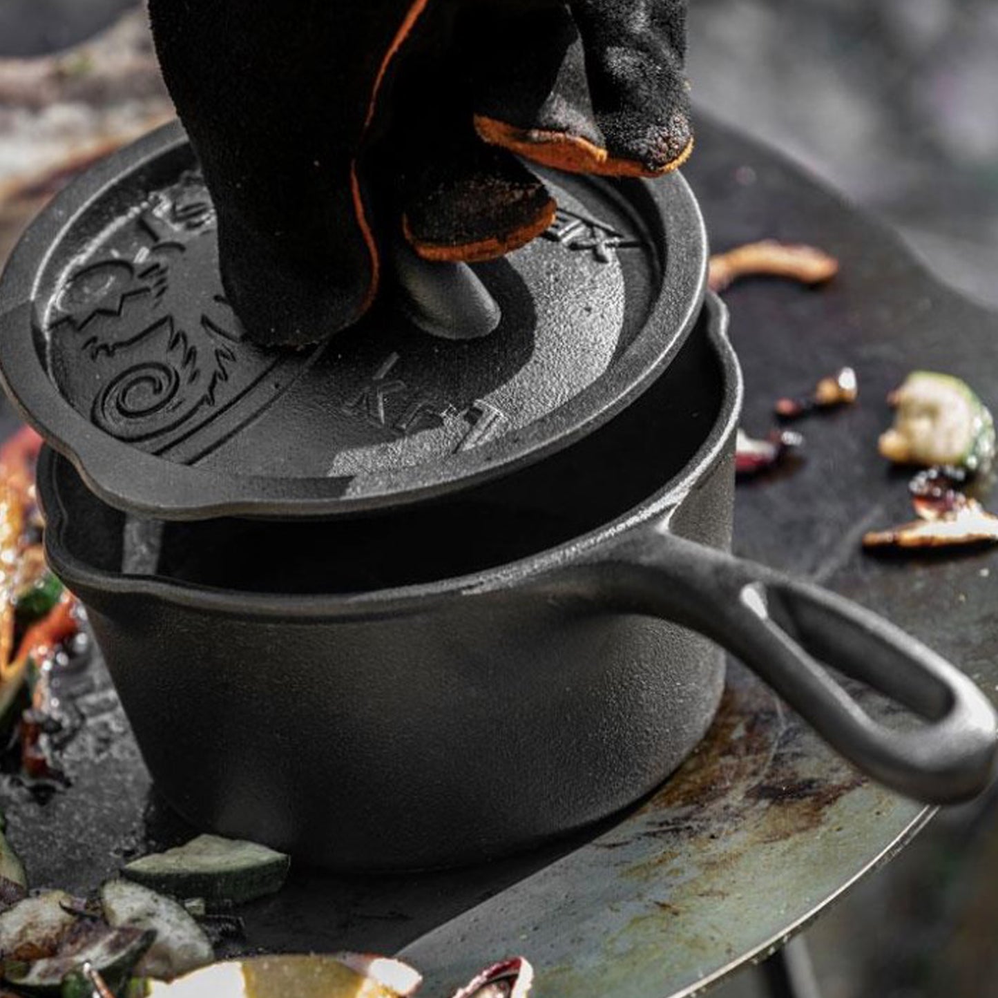 Petromax - Casserole en fonte avec couvercle kr1