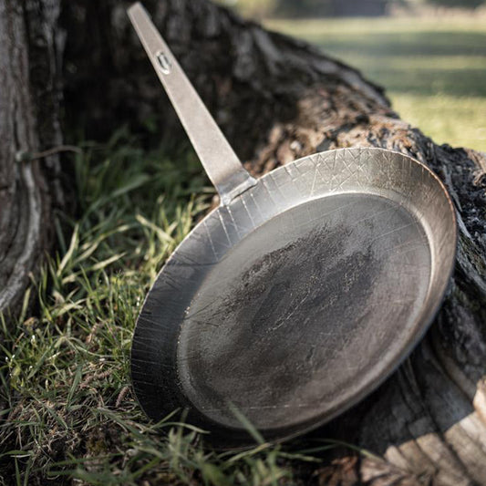 Petromax - Poêle de fer forgé  sp32