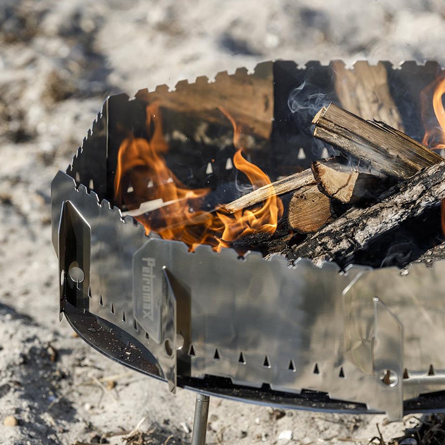 Petromax - Pare-vent pliable pour feux de camps (foyers)