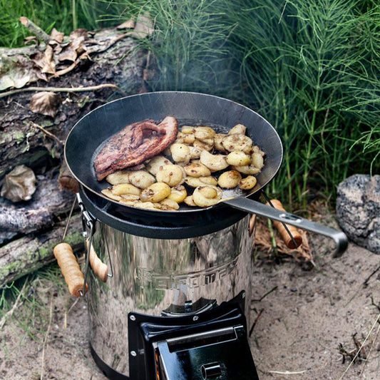 Petromax - Poêle de fer forgé  sp28