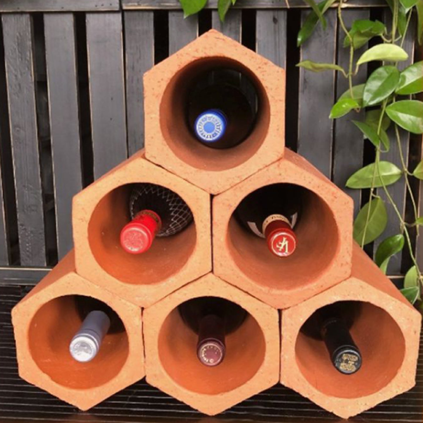 Tech-Nergi tuile à vin hexagone en argile