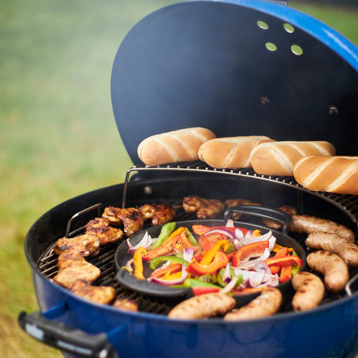 Weber - Barbecue au charbon Master-Touch 22 po - Bleu Océan