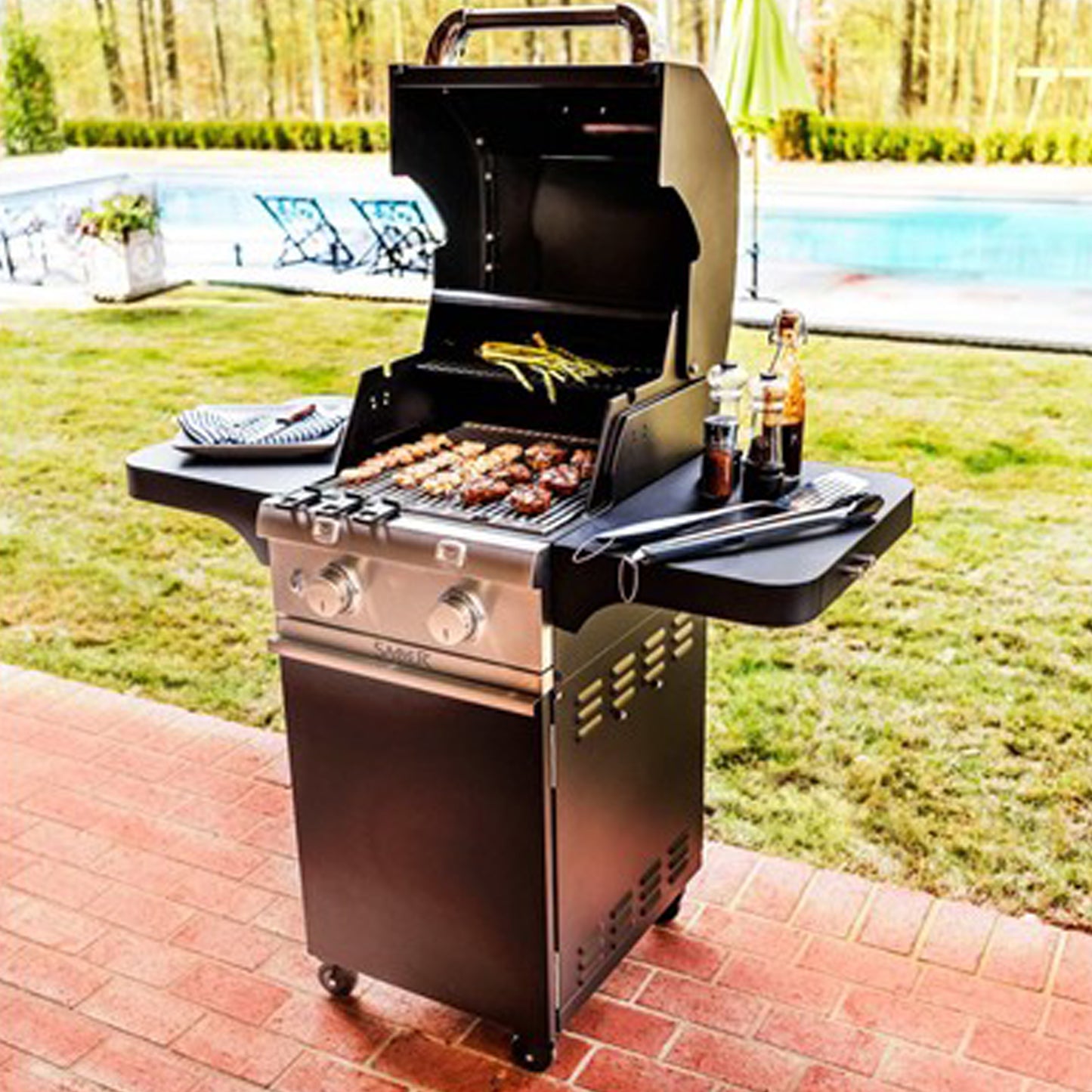 Saber - Barbecue au propane - Deluxe noir 2 brûleurs (330)