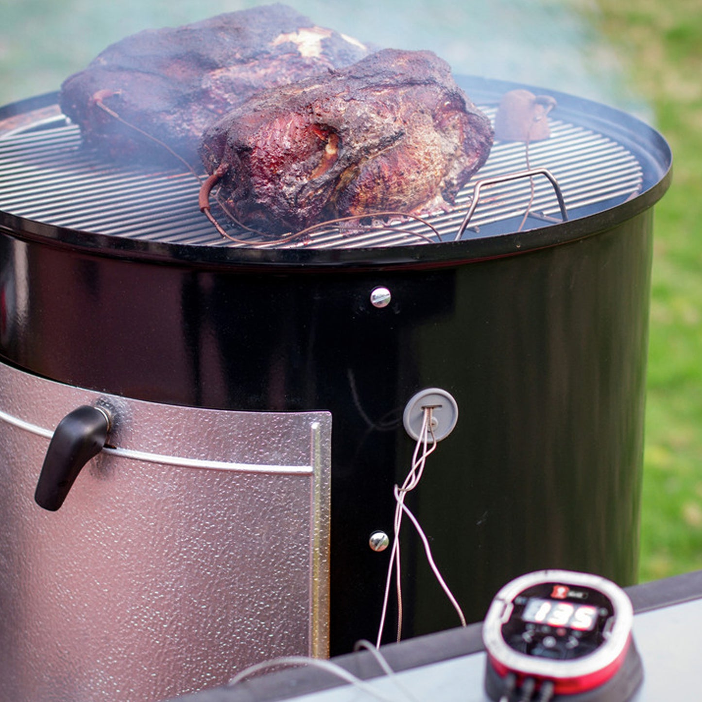 Weber - Fumoir Smokey Mountain Cooker 22 po