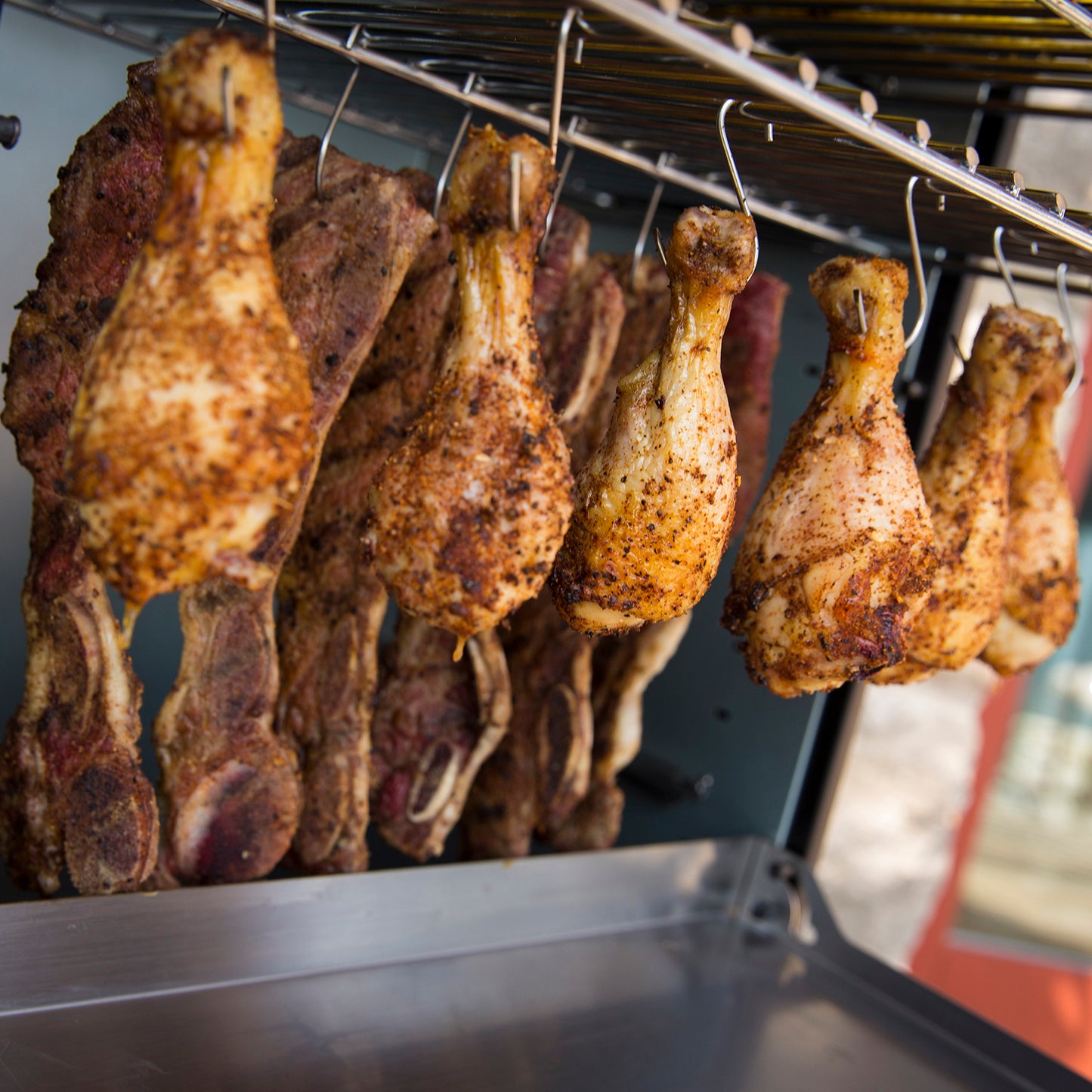 Broil King - Fumoir Vertical au charbon de bois