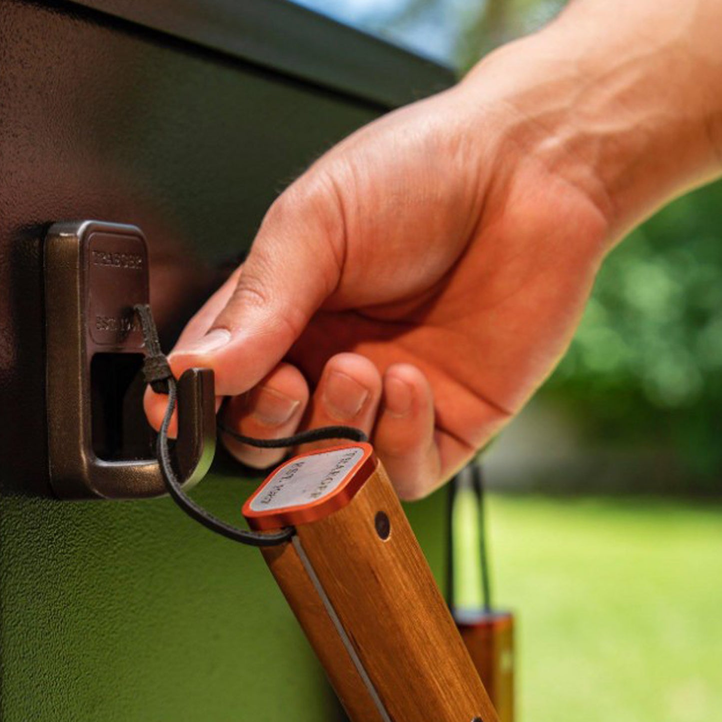 Traeger - Crochets magnétiques pour outils de barbecue